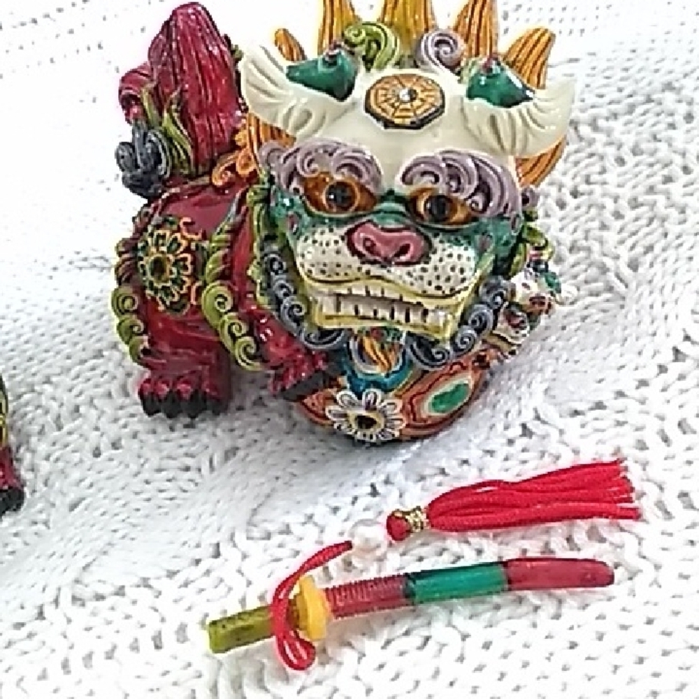 Colorful Foo Dog Statues - Picture 2 of 6